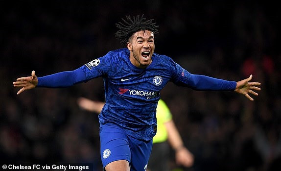 Tài năng trẻ Reece James có bàn gỡ hòa ở phút 74. Ảnh: REX, Getty. Tài năng trẻ Reece James có bàn gỡ hòa ở phút 74. Ảnh: REX, Getty.