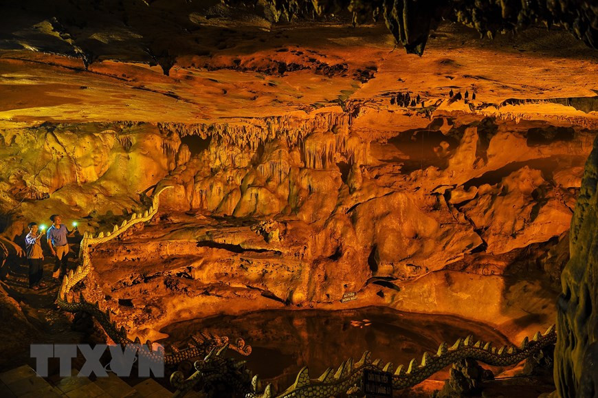 Ao Tiên ở Động Mẫu tại chùa Bái Đính cổ. (Ảnh: Minh Đức/TTXVN) Ao Tiên ở Động Mẫu tại chùa Bái Đính cổ. (Ảnh: Minh Đức/TTXVN)