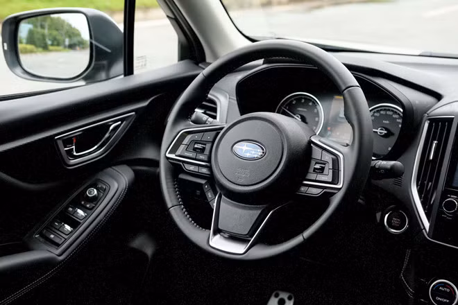 Xe cũng có nhiều tiện nghi hàng đầu phân khúc