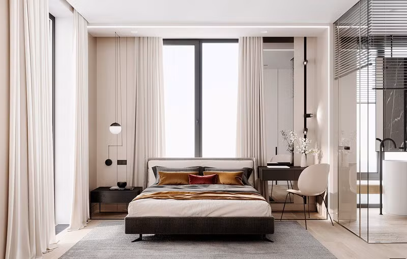  Nội thất bên trong phòng ngủ chính trang trí bằng tông màu kem nhẹ nhàng và mơ mộng.