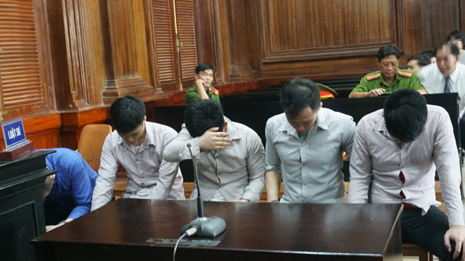 Các bị cáo tại phiên tòa - Ảnh: Huyền Mai