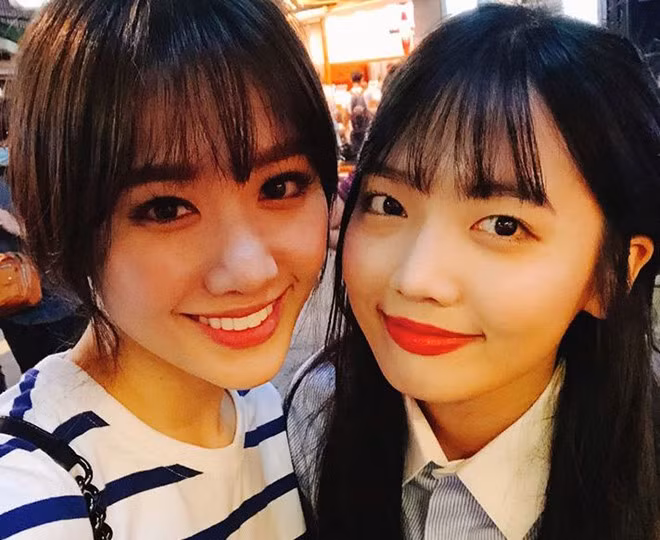 Hari Won và em gái có mối quan hệ thân thiết với nhau - Ảnh: FBNV