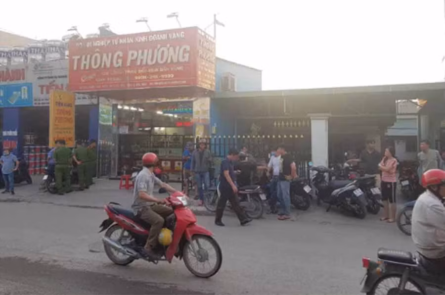  Tiệm vàng thời điểm bị cướp