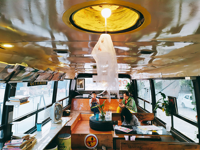 Nhiều bạn trẻ đến đây để trải nghiệm và ủng hộ lối sống xanh - Ảnh Chi Linh