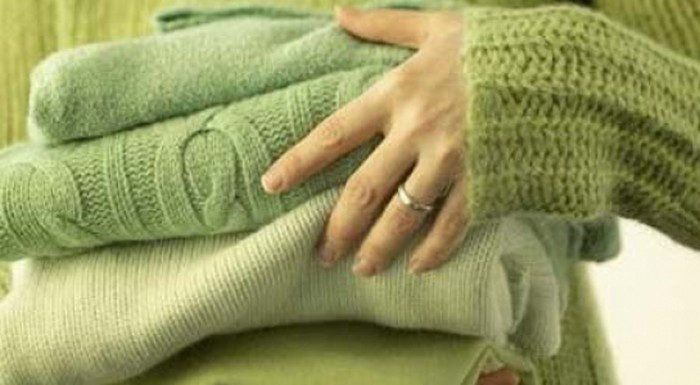 Ngót 40 năm, tôi vẫn còn giữ tấm áo len chị tôi đan cho ngày nào. (ảnh minh hoa)