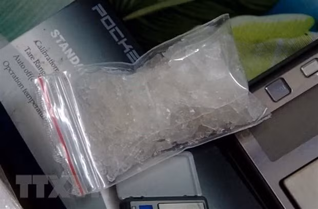 Tang vật một vụ buôn ma túy đá. (Ảnh minh họa. Nguồn: TTXVN)