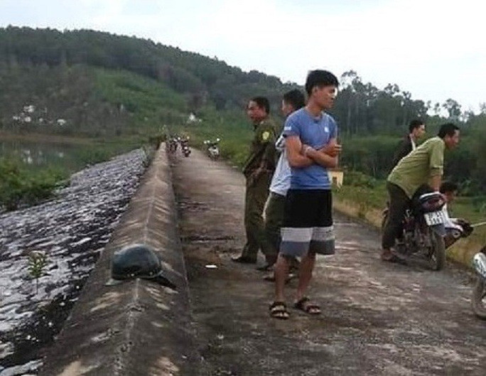  Đập nước nơi phát hiện thi thể em T.
