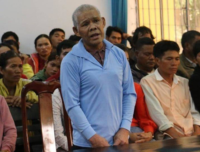 Bị cáo Y Djin Byă tại phiên tòa - Ảnh: Hoàng Bình Bị cáo Y Djin Byă tại phiên tòa - Ảnh: Hoàng Bình