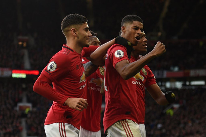Rashford (phải) đang dần tìm lại bản năng ghi bàn ở những trận gần đây - Ảnh AFP