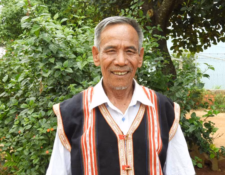  Ông Rơ Châm Tút. Ảnh: T.N