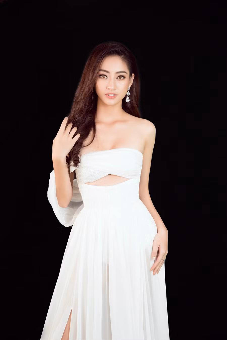  Khi được hỏi về lý do lựa chọn bài hát A Million Dreams, Lương Thùy Linh chia sẻ: “Giai điệu của A Million Dreams vô cùng ý nghĩa, lời bài hát như đã nói lên toàn bộ tâm tư của Linh. Chúng ta ai cũng có những mơ ước của riêng mình, hãy kiên trì theo đuổi và hiện thực hoá ước mơ bằng tất cả tấm lòng của chúng ta. Dự án nhân ái Đắp đường, xây ước mơ chính là khởi đầu cho hành trình thực hiện hàng triệu giấc mơ ý nghĩa mà Linh mong muốn có thể thực hiện