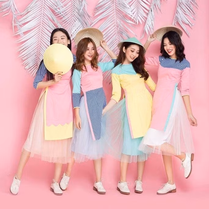 Áo dài biến dạng