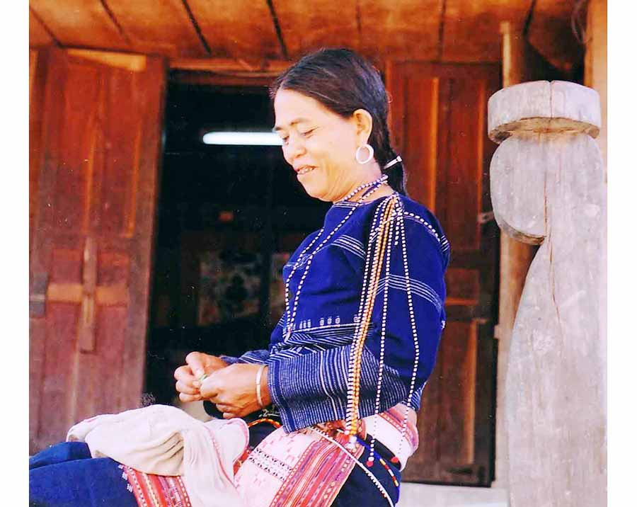  Bà Đinh HLách. Ảnh: N.T