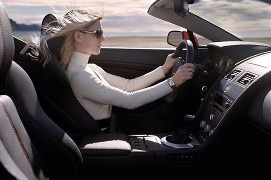  Kinh nghiệm lái xe cho người mới tập lái. Ảnh: St.