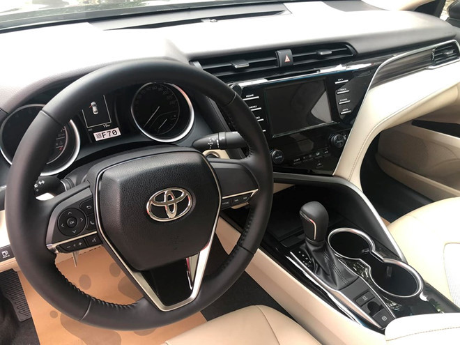 Toyota Camry còn có sức hút ở trang bị tiện nghi đầy đủ nhất từ trước tới nay Toyota Camry còn có sức hút ở trang bị tiện nghi đầy đủ nhất từ trước tới nay