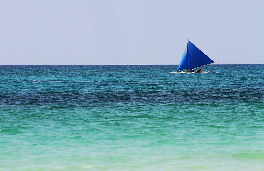 Đảo Boracay được nhiều người dân ở Philippines xem là một thiên đường biển - Ảnh: Phạm Hữu 