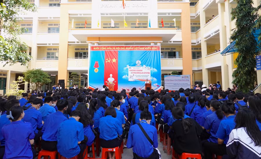 Quang cảnh lễ phát động. Ảnh: Mộc Trà