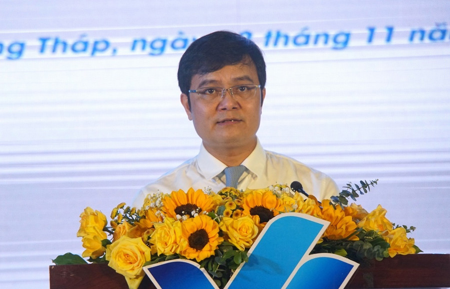 Anh Bùi Quang Huy, Ủy viên dự khuyết T.Ư Đảng, Bí thư thứ nhất T.Ư Đoàn, phát biểu tại lễ vinh danh. Ảnh: Trần Ngọc