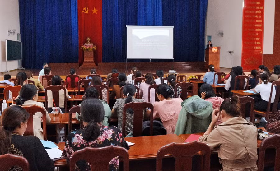 Quang cảnh lớp tập huấn. Ảnh Minh Châu 