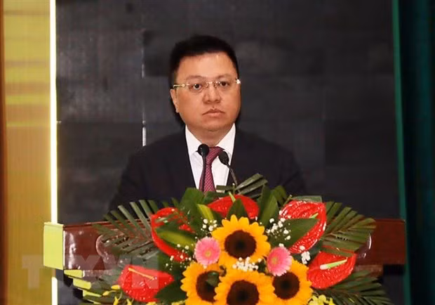 Ông Lê Quốc Minh, Ủy viên Trung ương Đảng, Chủ tịch Hội Nhà báo Việt Nam, Tổng Biên tập báo Nhân dân phát biểu. (Ảnh: Minh Huệ/TTXVN)