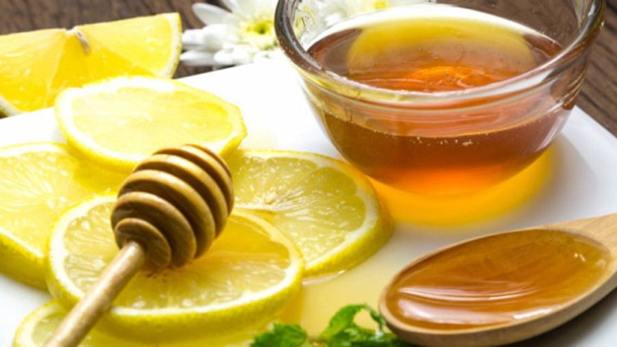 Nghiên cứu cho thấy mật ong hiệu quả trong việc điều trị các triệu chứng cảm cúm hơn cả thuốc cảm. Ảnh: Shutterstock