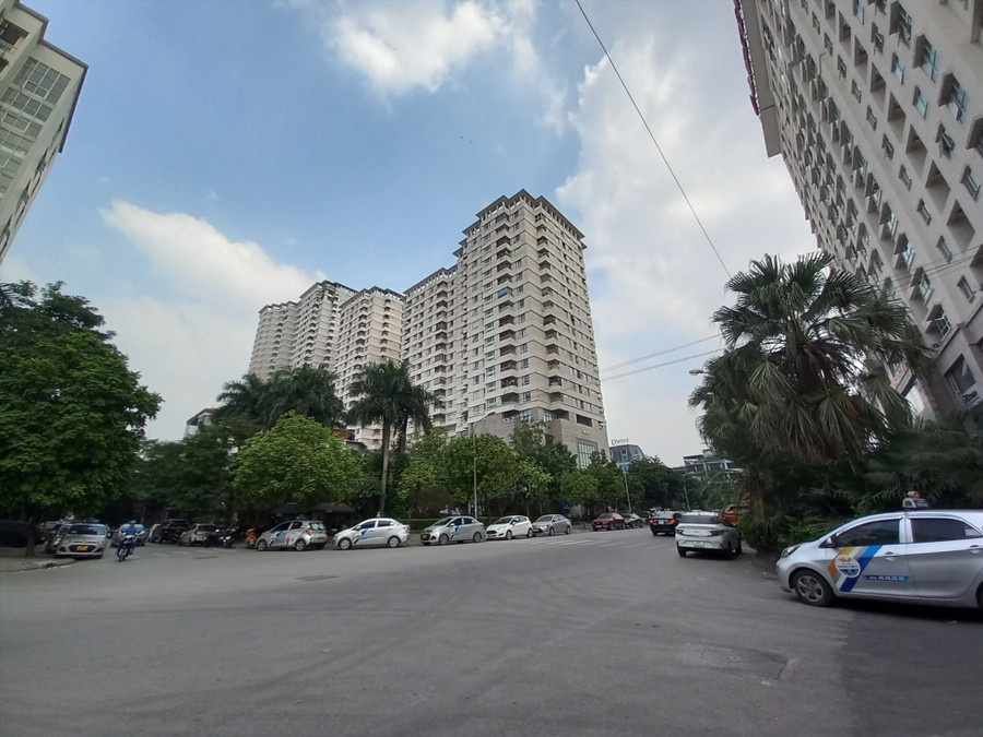 Nhà ở hợp pháp là điều kiện quan trọng đăng ký thường trú. Ảnh: Hiếu Anh