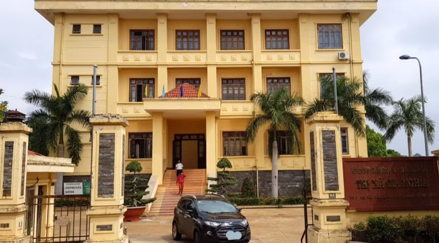 Cơ quan chức năng đã bắt giam một cán bộ Phòng Tài nguyên môi trường ở thành phố Gia Nghĩa để điều tra về hành vi nhận hối lộ. Ảnh: C.C