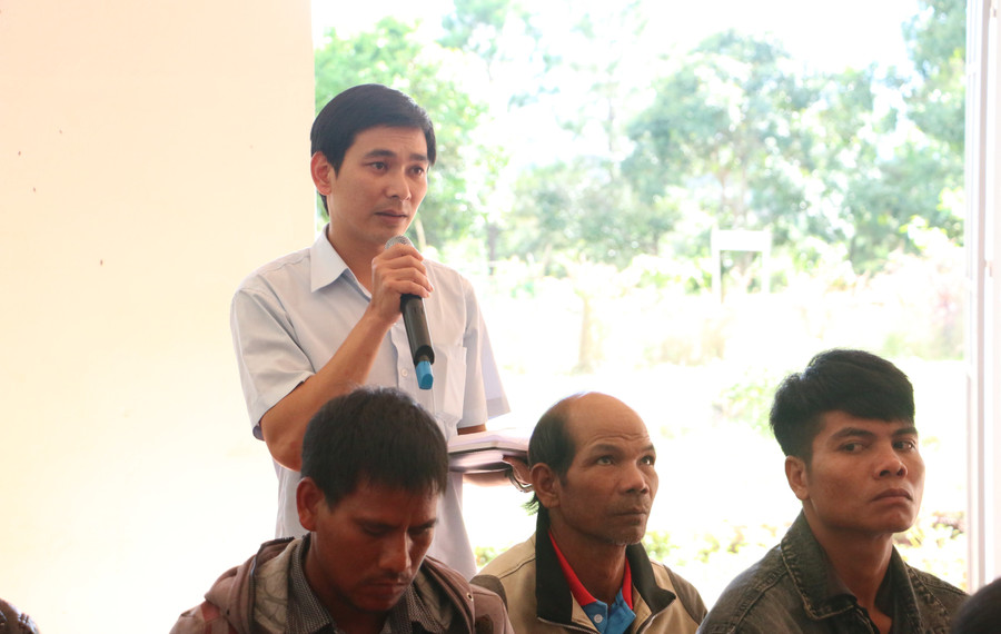 Cử tri huyện Đak Đoa kiến nghị các cấp quan tâm giải quyết các vấn đề nổi cộm trên địa bàn thời gian qua. Ảnh: Quang Tấn