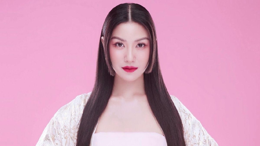 Tạo hình của Á hậu Thúy Vân trong MV thứ hai vừa ra mắt. Ảnh: NVCC