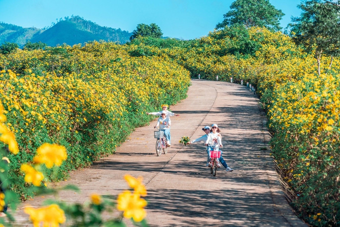 Chạy đua kích cầu du lịch cuối năm - Ảnh 1. Một điểm đến ở Gia Lai, địa phương này đang đẩy mạnh quảng bá du lịch tới thị trường khách TP HCM. Ảnh: Bình An