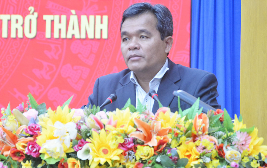 Bí thư Tỉnh ủy Hồ Văn Niên phát biểu tại hội nghị. Ảnh: Phương Dung  Bí thư Tỉnh ủy Hồ Văn Niên phát biểu tại hội nghị. Ảnh: Phương Dung