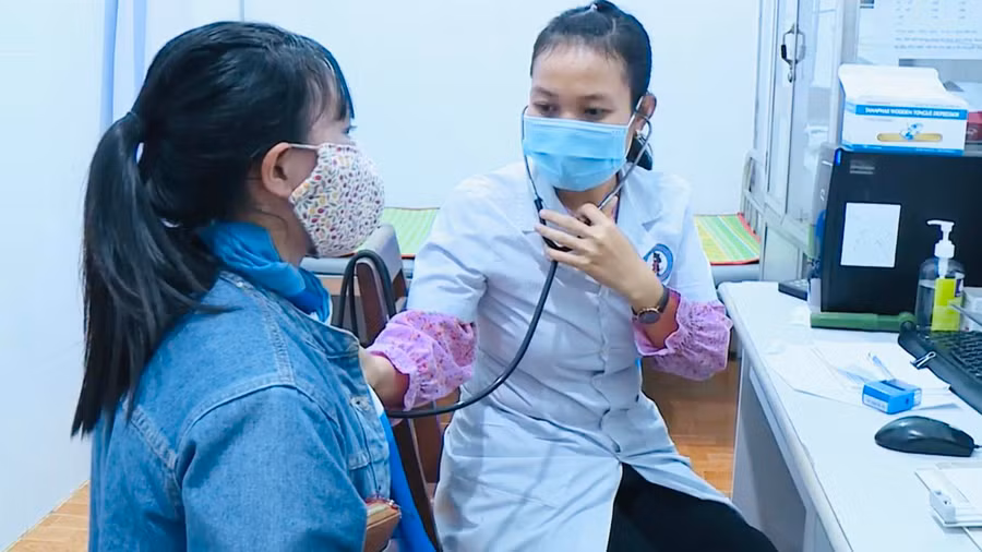 Chương trình khám sàng lọc tại cộng đồng đóng vai trò quan trọng trong công tác phòng-chống bệnh lao. Ảnh: Vũ Chi