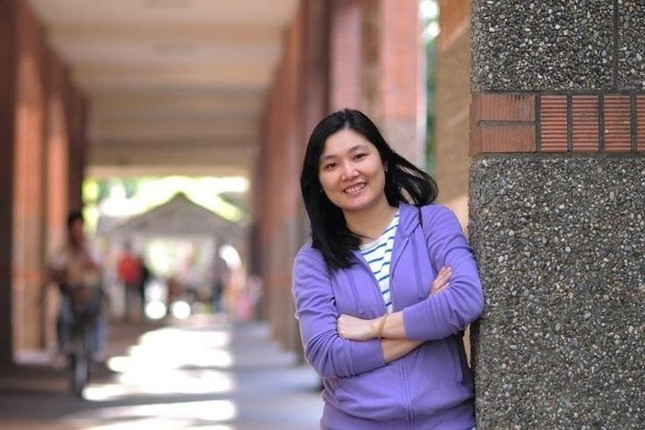 Bà Trần Nguyễn Phương Lan, Trường ĐH Cần Thơ, ứng viên phó giáo sư nữ trẻ nhất năm 2022. Ảnh: FBNV