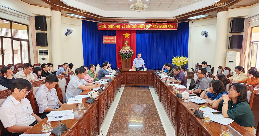 Quang cảnh cuộc họp. Ảnh: Bá Bính  Quang cảnh cuộc họp. Ảnh: Bá Bính