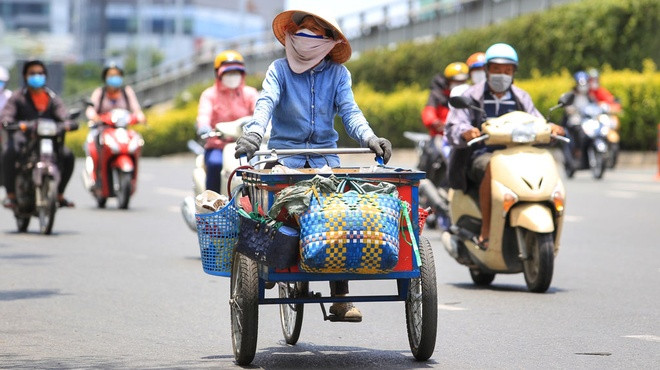 Chính sách BHXH tự nguyện hiện chưa hấp dẫn lao động tự do. Ảnh: Nhật Minh Chính sách BHXH tự nguyện hiện chưa hấp dẫn lao động tự do. Ảnh: Nhật Minh