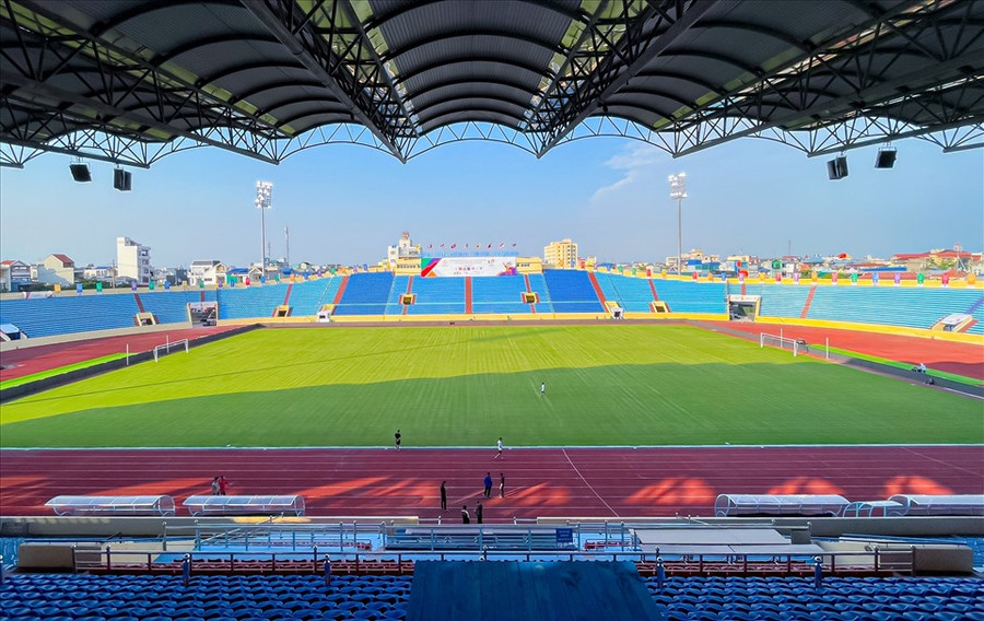 Sân vận động Thiên Trường (tỉnh Nam Định). Ảnh nguồn Báo Lao Động