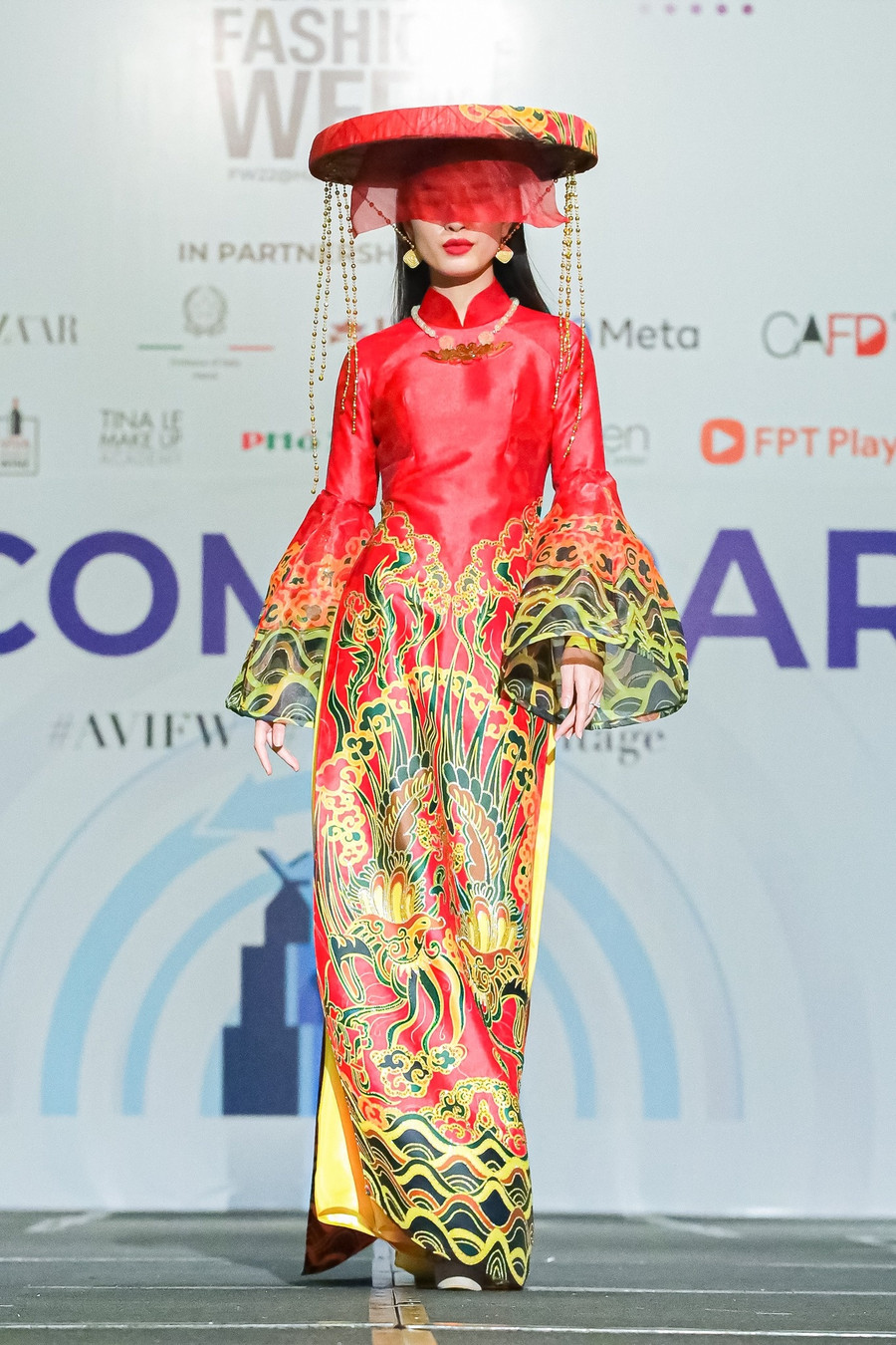 Các mẫu thời trang từ các nhà thiết kế sẽ trình diễn tại VNIFW 2022 tại Hà Nội. Ảnh: MULTI