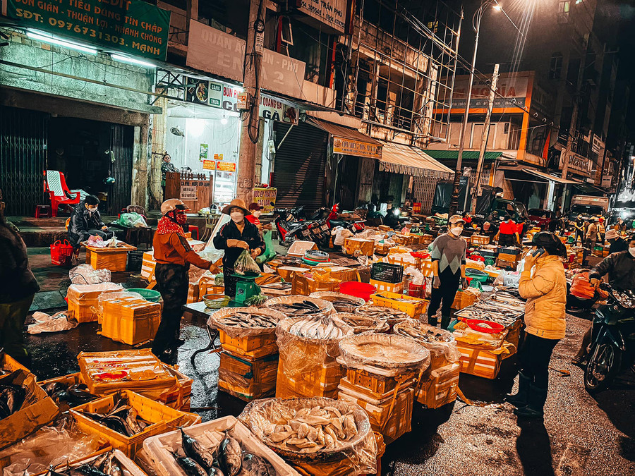 Kinh tế đêm càng được đầu tư sẽ càng kích thích du khách chi tiêu nhiều hơn. Ảnh: Văn Ngọc