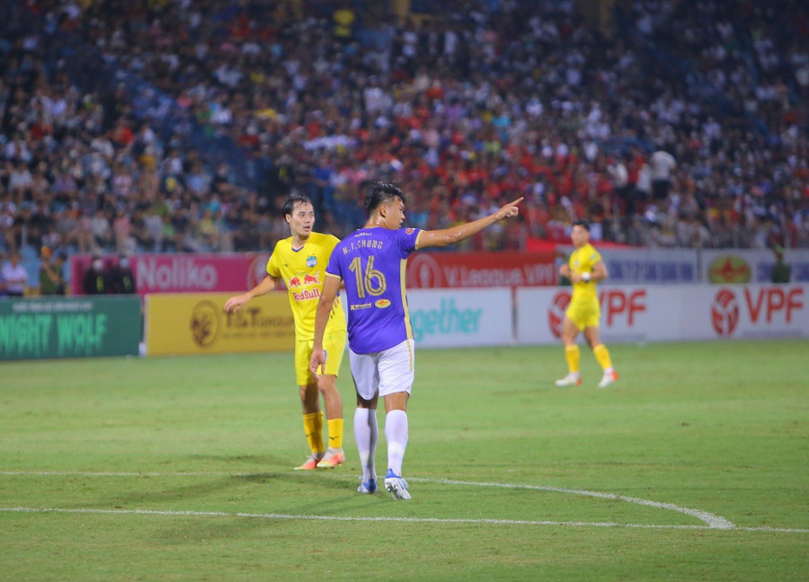 Thành Chung sẽ không có mặt trận gặp HAGL.