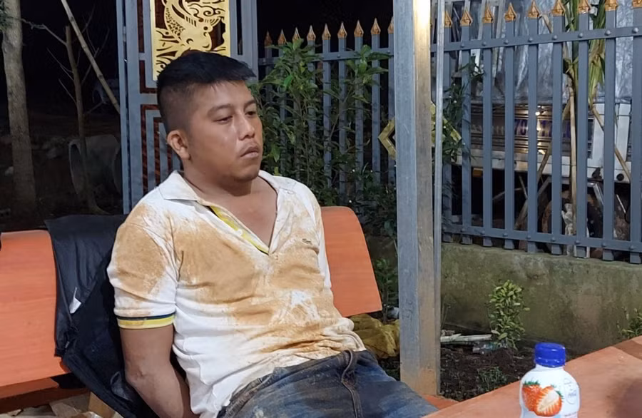 Man Văn Tự bỏ chạy nhưng bị bắt giữ. Ảnh công an cung cấp