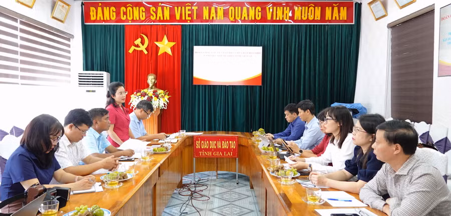 Quang cảnh buổi làm việc. Ảnh: Mộc Trà