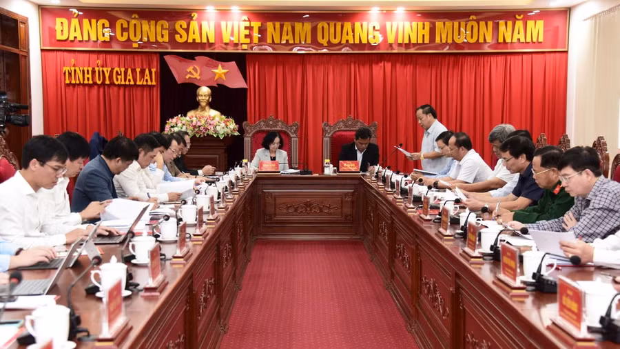 Quang cảnh buổi làm việc. Ảnh: Đức Thụy