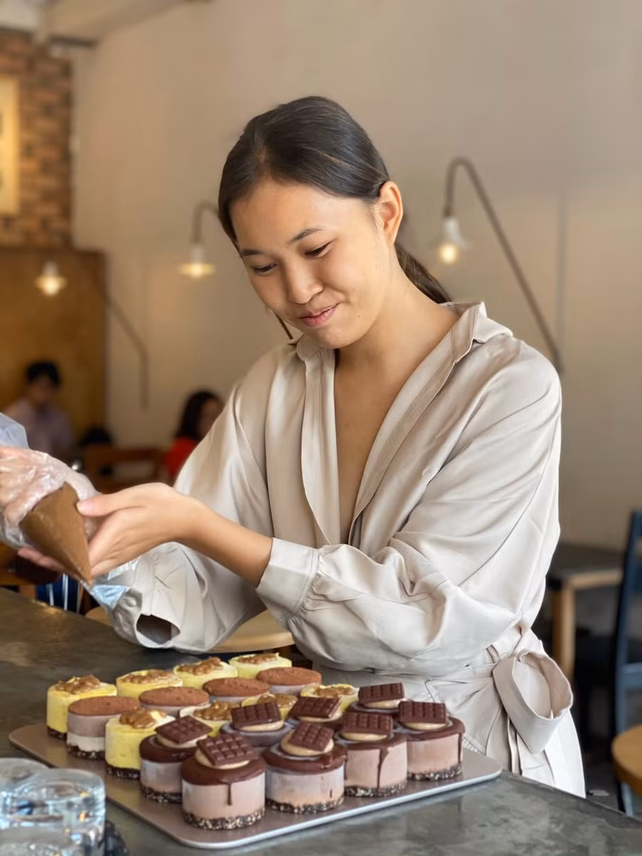 Anya đã chứng minh con đường mình lựa chọn là đúng đắn. Ảnh: NVCC