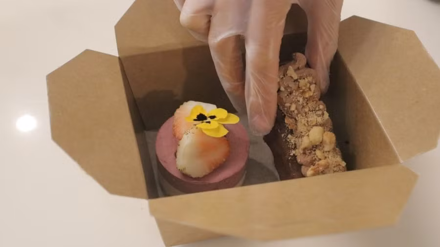 Những chiếc bánh thuần chay không khác bánh kem truyền thống. Ảnh: Thượng Hải