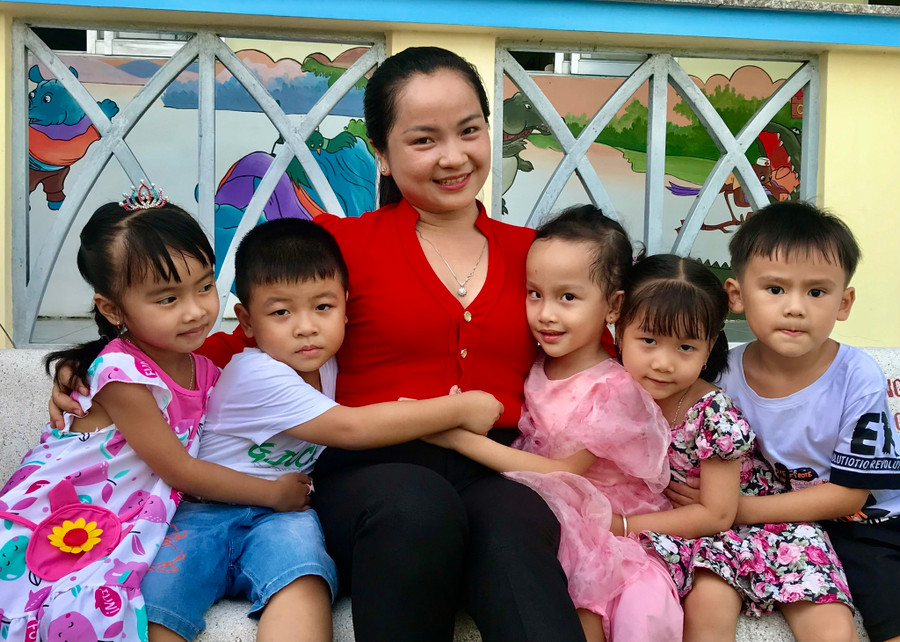 Cô An được nhiều học trò quý mến. Ảnh: Thanh Duy Cô An được nhiều học trò quý mến. Ảnh: Thanh Duy