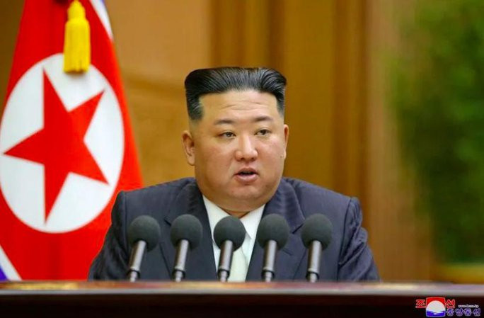 Lãnh đạo Triều Tiên Kim Jong-un cho biết mục tiêu cuối cùng của nước này là sở hữu lực lượng hạt nhân mạnh nhất thế giới. Ảnh: KCNA