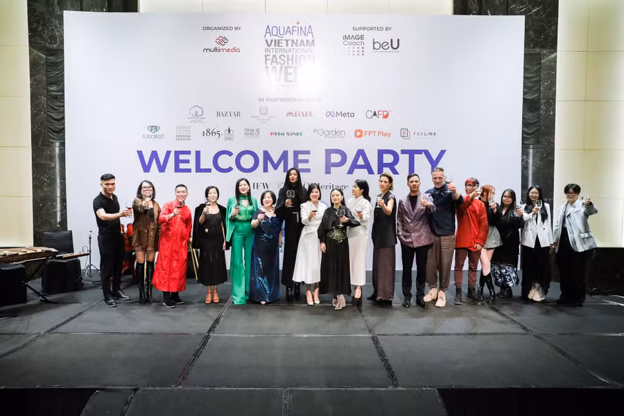 Vietnam International Fashion Week FW 2022 sẽ chính thức diễn ra từ ngày 23-27.11.2022 tại Hà Nội. Ảnh: MULTI