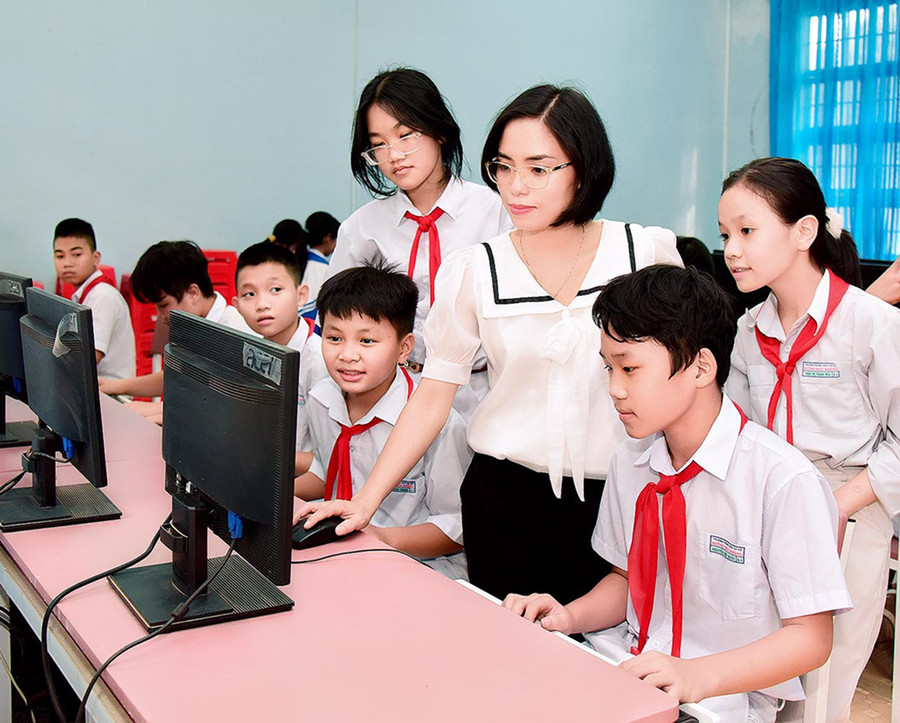  Trường THCS Huỳnh Thúc Kháng (TP. Pleiku) nỗ lực duy trì và nâng cao chất lượng tiêu chí trường đạt chuẩn quốc gia theo quy định mới. Ảnh: Đức Thụy