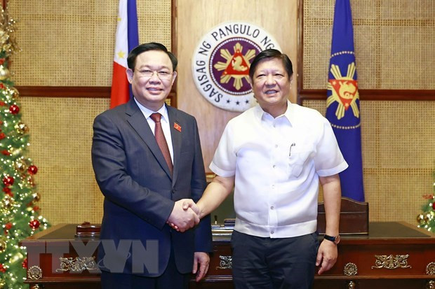 Chủ tịch Quốc hội Vương Đình Huệ hội kiến Tổng thống Philippines Ferdinand Romualdez Marcos Jr. (Ảnh: Doãn Tấn/TTXVN) Chủ tịch Quốc hội Vương Đình Huệ hội kiến Tổng thống Philippines Ferdinand Romualdez Marcos Jr. (Ảnh: Doãn Tấn/TTXVN)