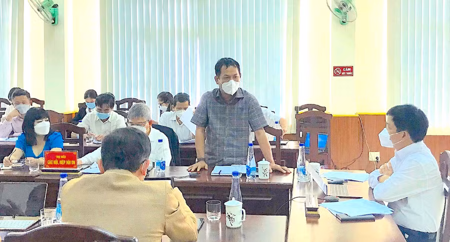  Việc tuyên truyền phổ biến pháp luật được Sở KH-ĐT thực hiện thông qua công tác kiểm tra DN, đối thoại DN. Ảnh: Khang Nghi